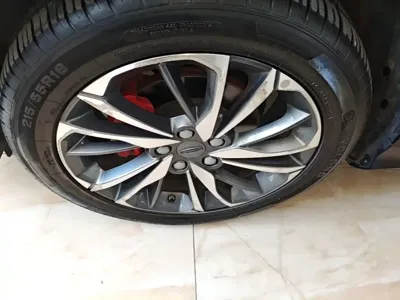 Geely Binyue