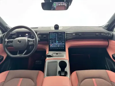 Nio EC6