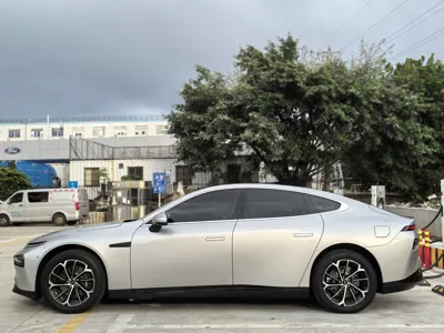 Xpeng P7