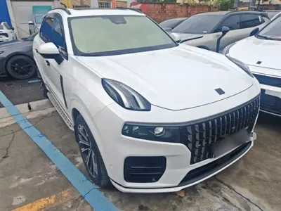 Lynk & Co 09 EM-P