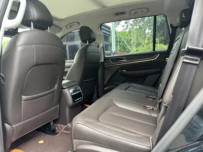 Roewe RX8