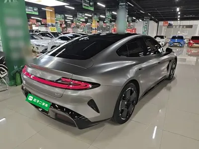 Xiaomi SU7