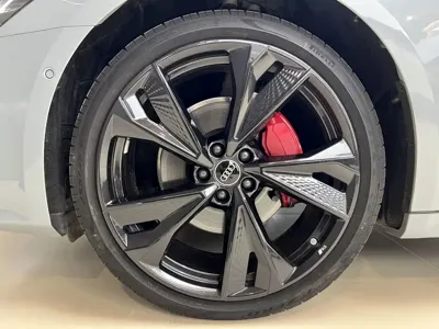 Audi A7L