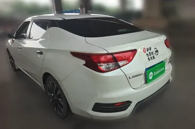 Nissan Lannia