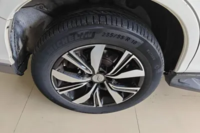 BYD S7