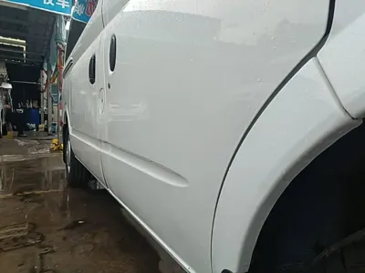 大通 V80