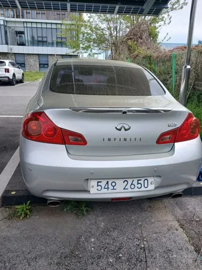Infiniti G