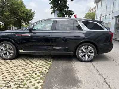 Hongqi Hongqi E-HS9