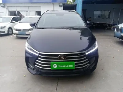 BYD MAX