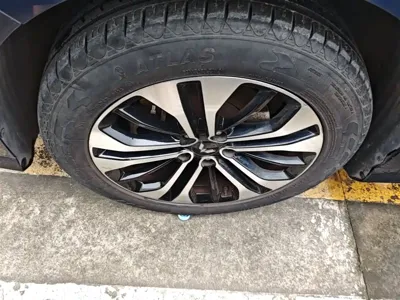 Wuling Victory