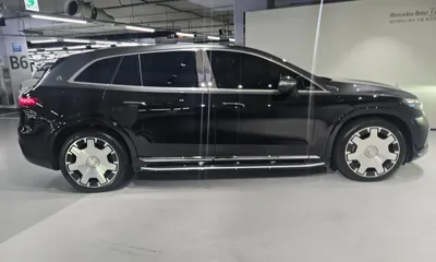 Mercedes-Benz EQS