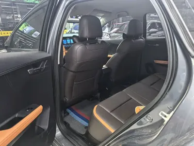 BYD e2