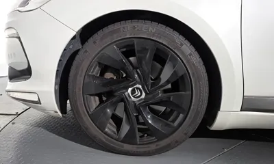 Citroen-DS DS5