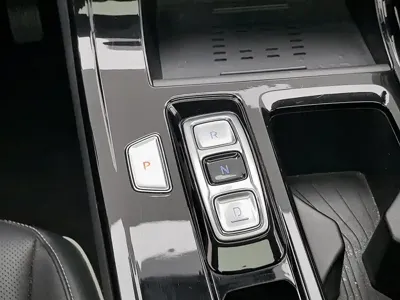 Hyundai Custo