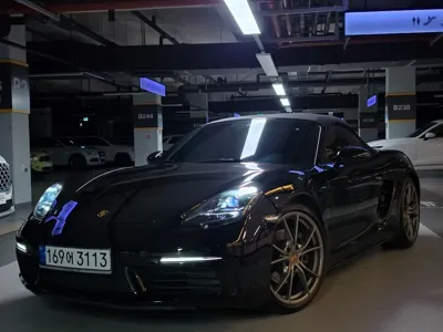 Porsche 718