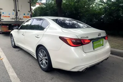 Infiniti Q50L