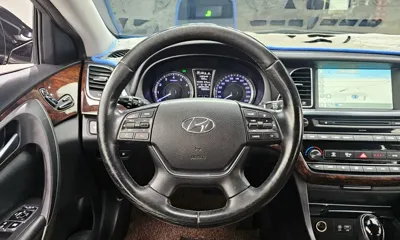 Hyundai Aslan