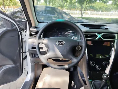 BYD F3