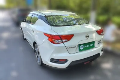 Nissan Lannia