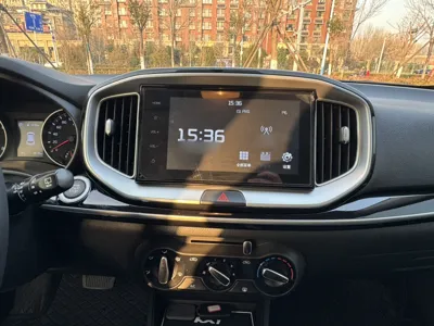 Kia kx1 Stonic