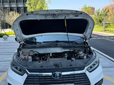 BYD Yuan EV