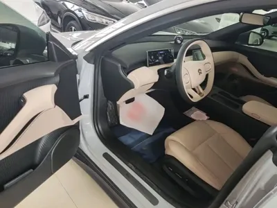 Nio ET5T