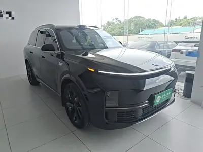 Li Auto Li L8