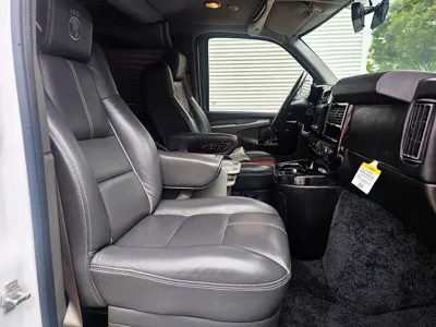 Chevrolet Express Van