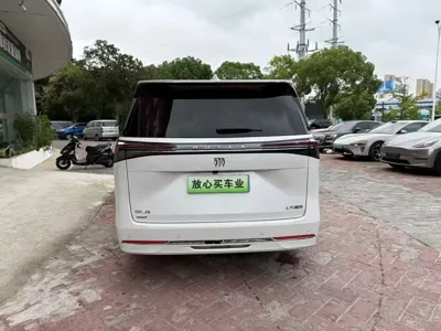 Buick GL8 Hybrid