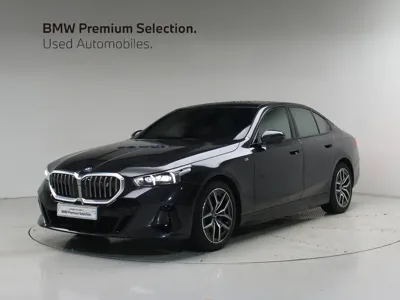 BMW i5