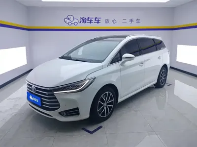 BYD MAX