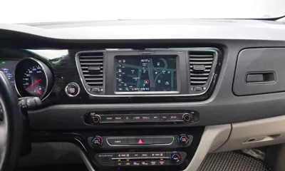 Kia Canival