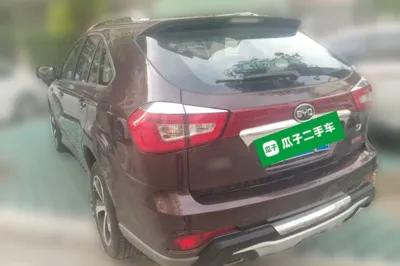 BYD S7