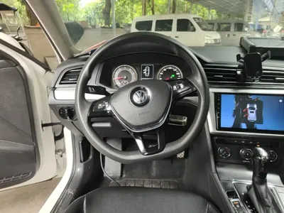 Volkswagen Lamando