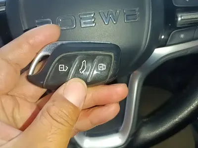 Roewe RX3