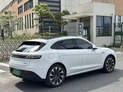 AITO AITO M5