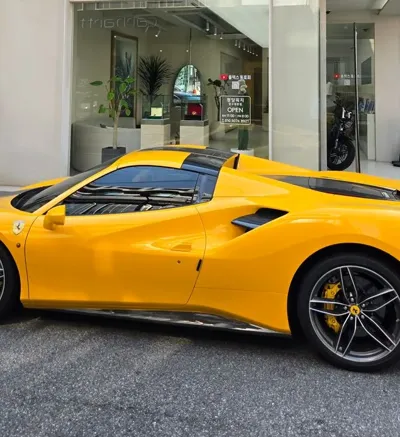 Ferrari 488