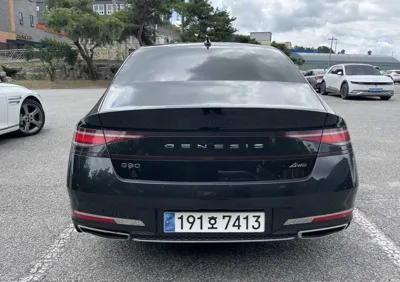 Genesis G90