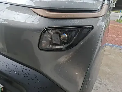 Baojun E200