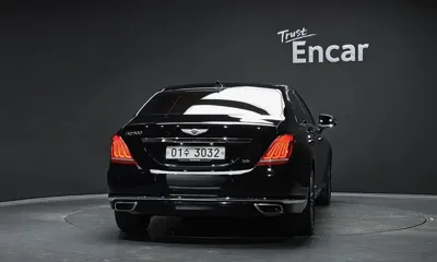 Genesis EQ900