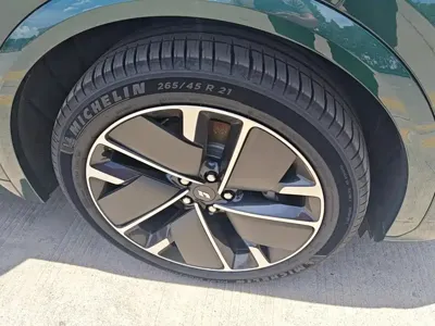 Li Auto Li L7