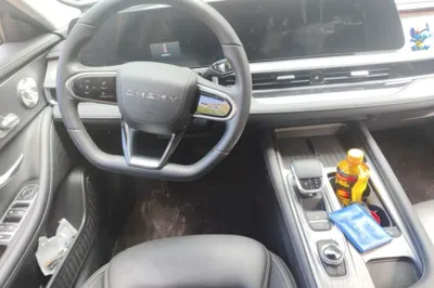 Chery Arrizo 8