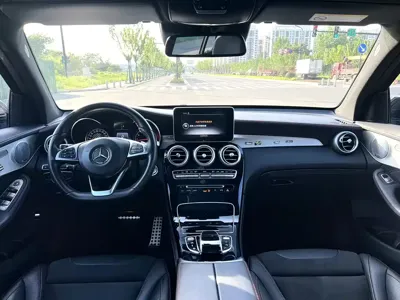 Mercedes-Benz GLC AMG