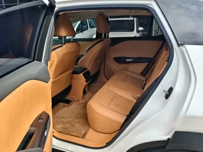 Lexus RZ