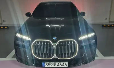 BMW 7-Series
