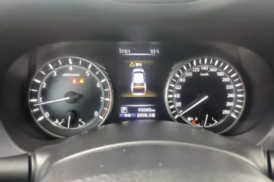 Infiniti Q50L