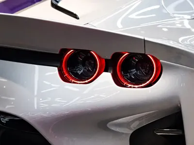 Ferrari 812