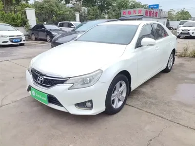 Toyota Reiz