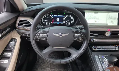 Genesis G90