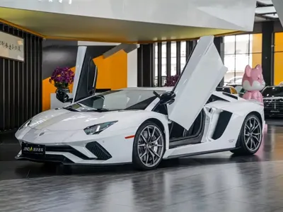 Lamborghini Aventador